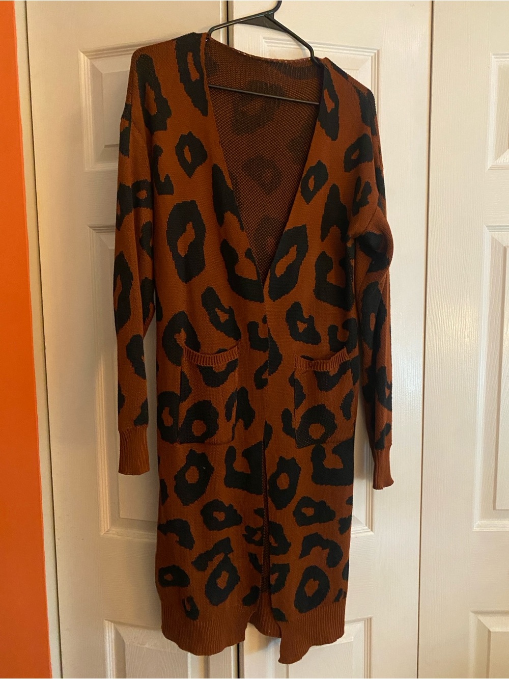 Vesti Brown and Black Leopard-Print Long Knit Cardigan
